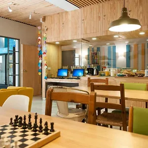 Luxury 2-bedrooms Hostel