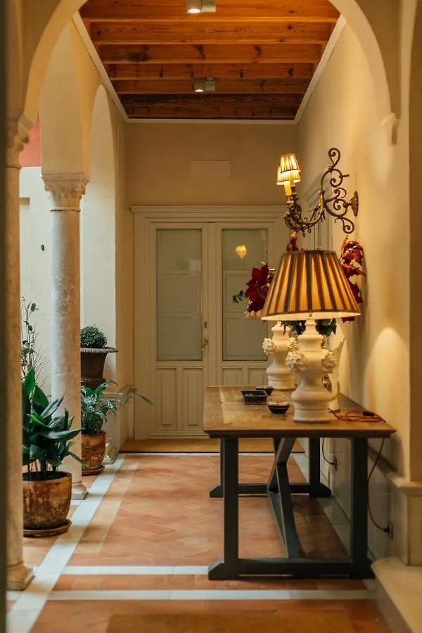 Casa Patio Del Siglo XIX Aparthotel Sevilla
