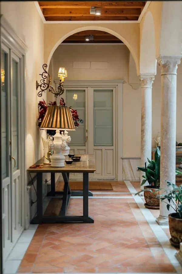 Casa Patio Del Siglo XIX Aparthotel Sevilla Spanyolország